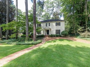 1513 Hanover West Dr NW, Atlanta, GA 30327