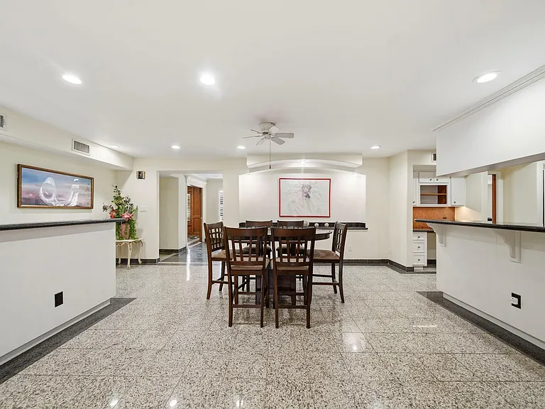 11730 Denise Dr — Photo 28