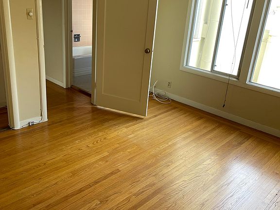 3rd image of 2645 Polk St APT 411