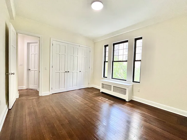 574 W End Ave #33 — Photo 7