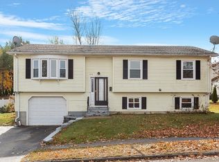 105 Wedgewood Rd, Worcester, MA 01602