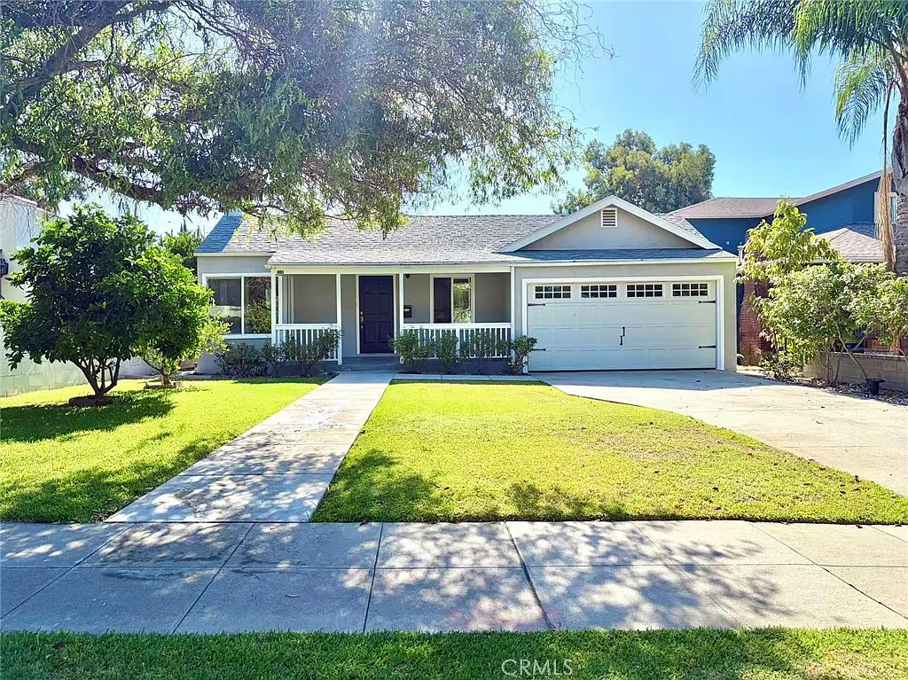 4 bed, 1845 sqft, $6,300 — Photo 2