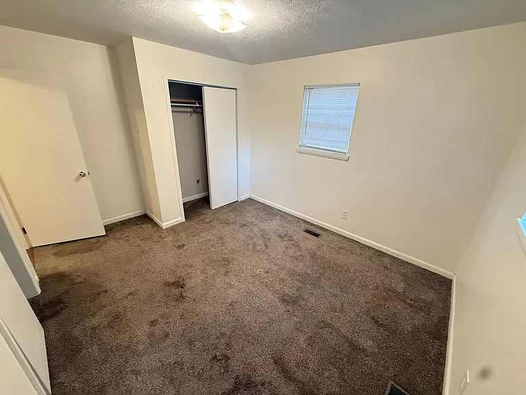 825 S Luster Ave — Photo 22