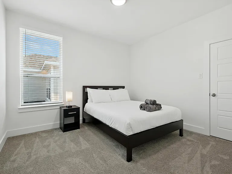 3129 Rutz St — Photo 20