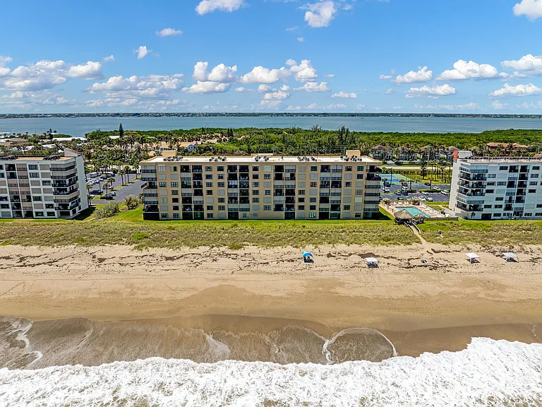 10200 S Ocean Dr #104 — Photo 35