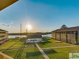 207 Azalea Rd, Midway, GA 31320