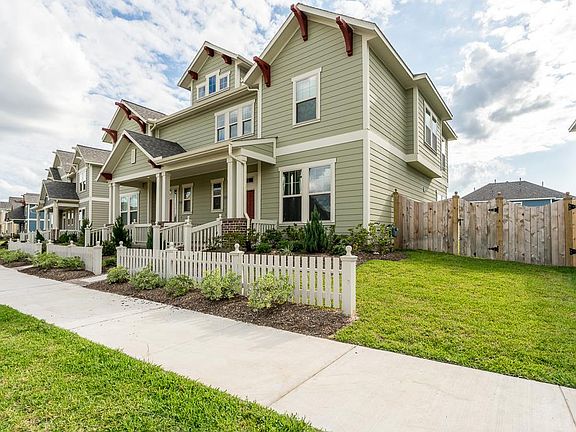 2nd image of 17015 Canosa Dr