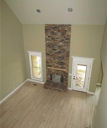 3rd image of 1114 Rhonda Dr
