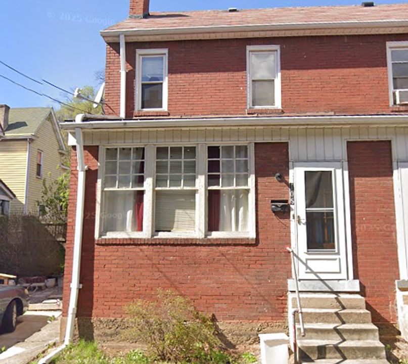 1st image of 105 Court St Unit 1