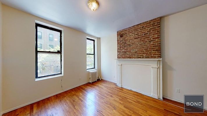 1st image of 536 W 47th St APT 1
