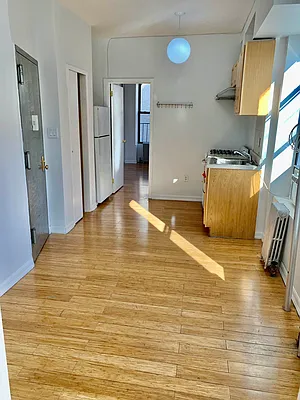 Rented by D H Realty & Management Inc | media 4