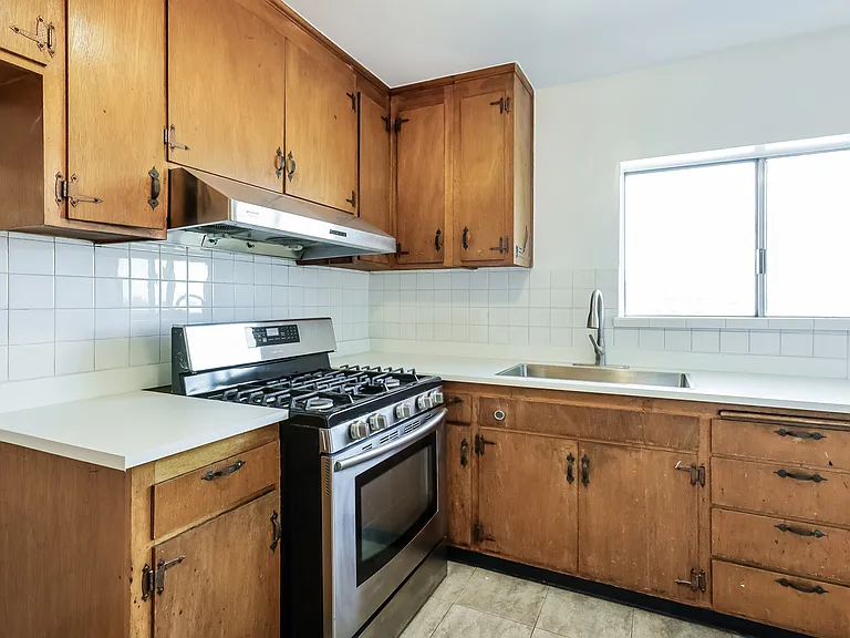 2849 Delaware St #4 — Photo 14