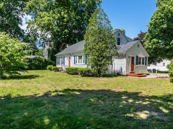 251 Phinneys Lane, Centerville, MA 02632