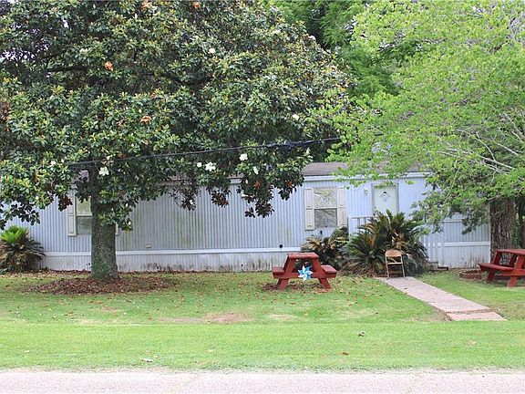 2nd image of 332 Mission Dr