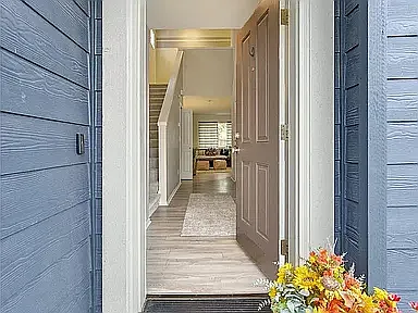 2714 11th Ave NW — Photo 2