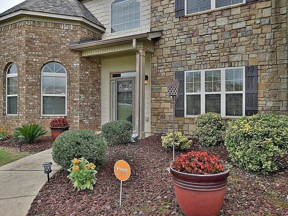 4th image of 41 Bradley Dr