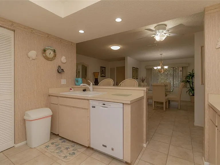 3805 Sun Eagle Ln #208 — Photo 13