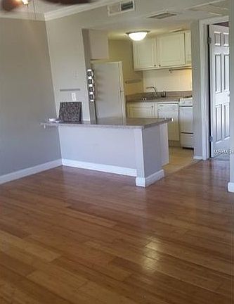 3rd image of 103 Oyster Bay Cir APT 310