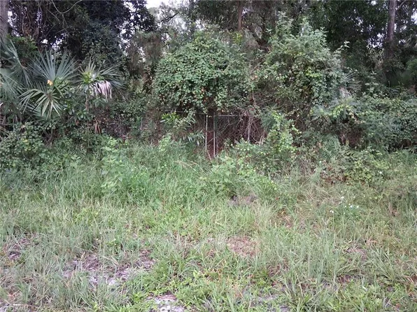 (undisclosed Address), NAPLES, FL 34117