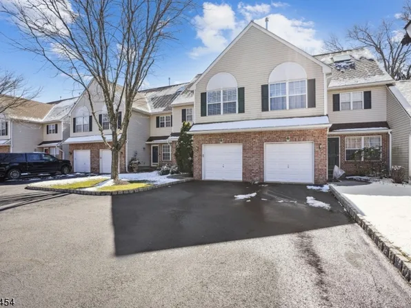 11 Cooper Ln, Long Hill Twp., NJ 07946