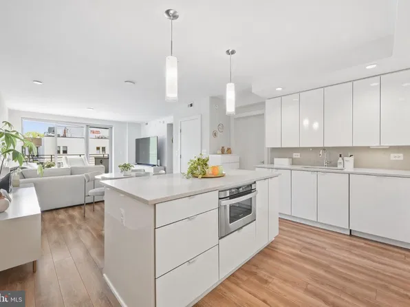 1311 13th St NW Unit 406, Washington, DC 20005