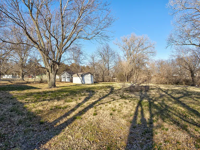 1734 S Lark Ln — Photo 30