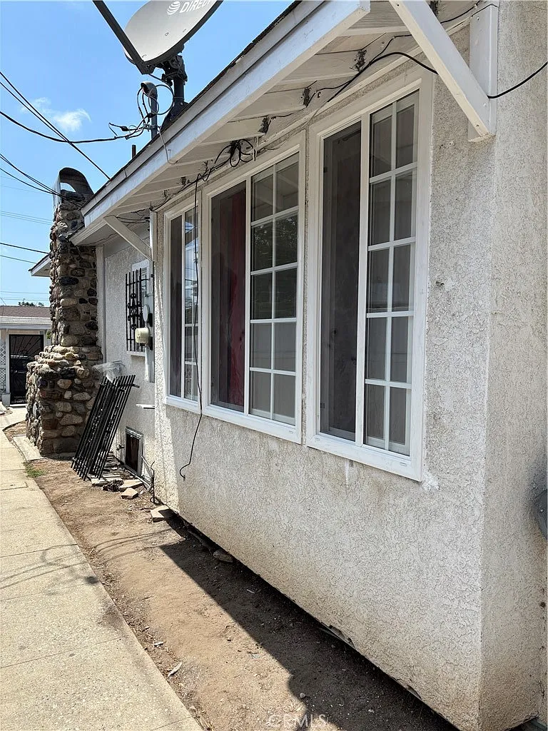 1 bed, 660 sqft, $1,990 — Photo 3