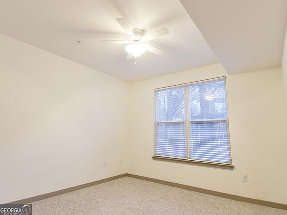 5th image of 390 17th St NW Unit 2024