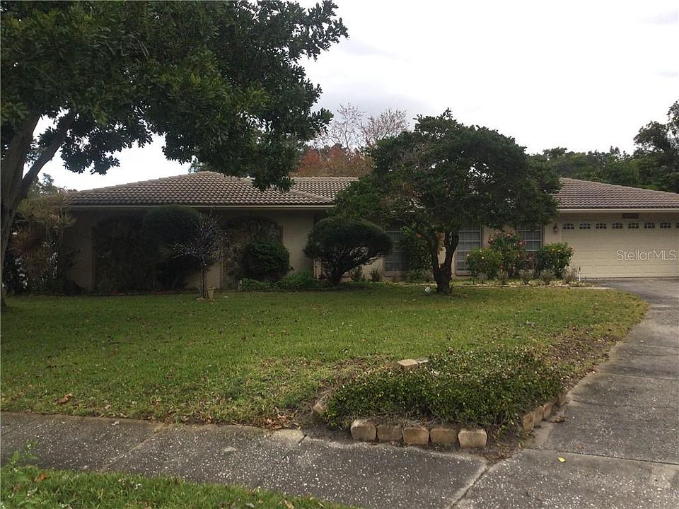 1st image of 11911 72nd Ave