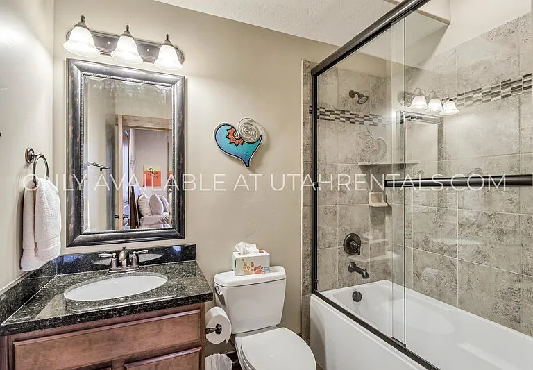 13412 N Alexis Dr — Photo 21