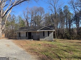 5715 Harding Dr, Mableton, GA 30126