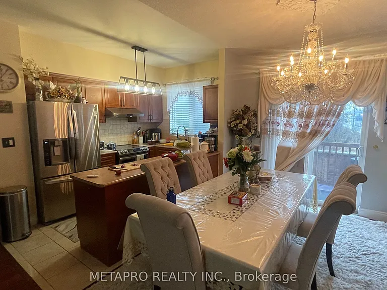 3061 Finch Ave W #ROOM — Photo 3