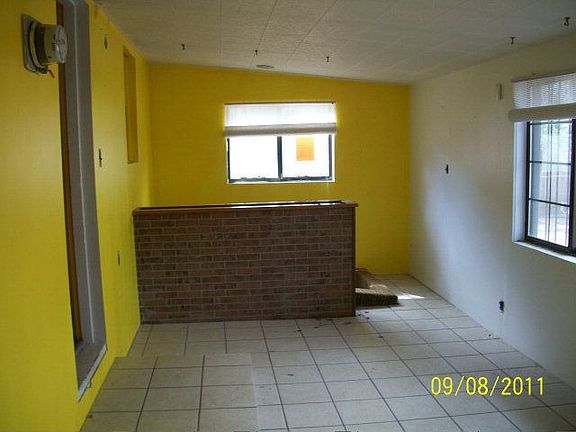5th image of 1645 Pike Ave