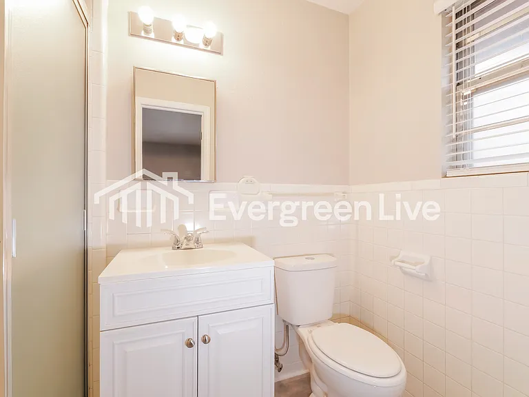 1322 NW 85th St — Photo 14