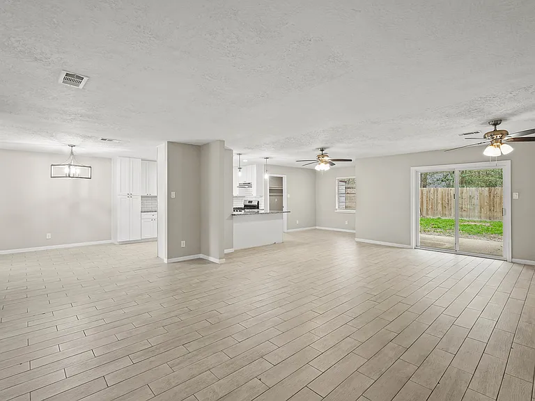 105 Navajo St — Photo 10
