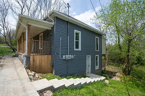 326 Maple St Photo 1