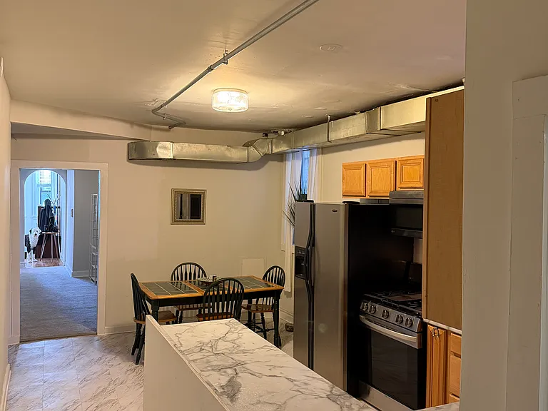 3414 W Medill Ave #B — Photo 1