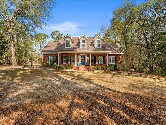 4th image of 300 Kieffer Hill Road