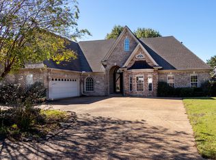 6733 Indigo Lake Dr, Olive Branch, MS 38654