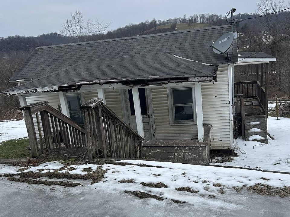2nd image of 1718 Junkins Ave
