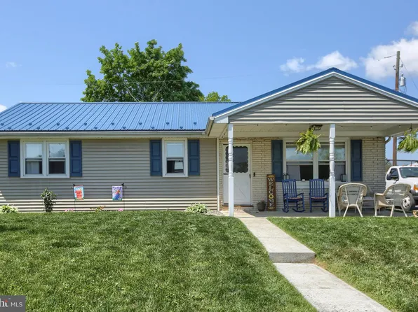 3 Park Cir, Newville, PA 17241