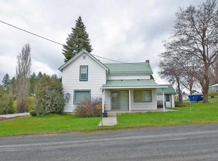 205 E Lake Ave, Rockford, WA 99030