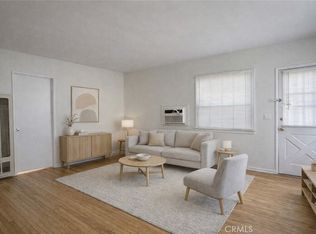 15234 Rayen St APT F, North Hills, CA 91343