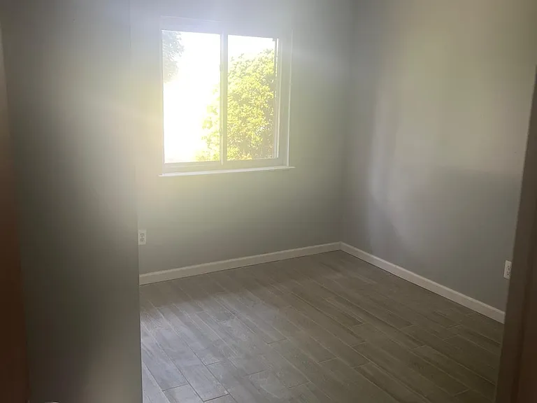1774 N Carlson St — Photo 7