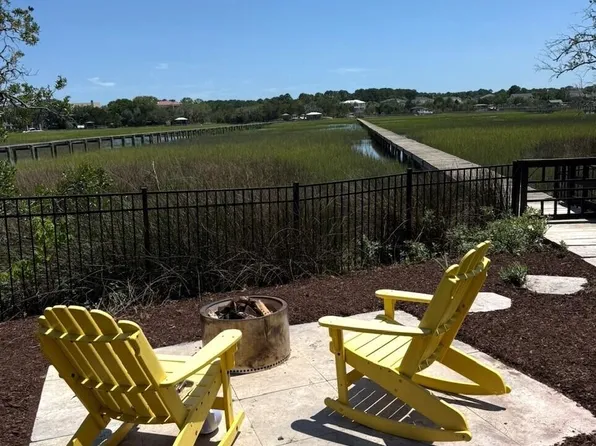 2809 Parkers Landing Rd, Mount Pleasant, SC 29466
