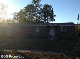 105 W College St APT 1-7, Newbern, TN 38059