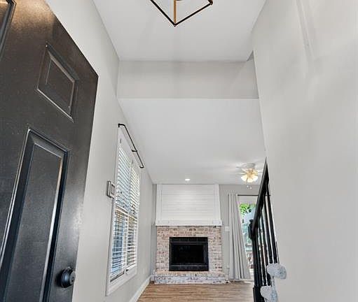 4th image of 102 Parc Forest Trl #8A