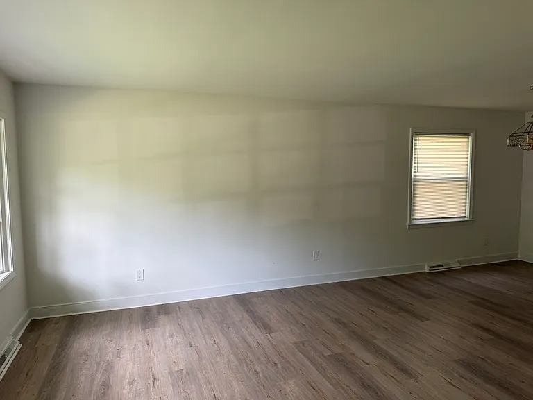 8421 Kalb Rd — Photo 5