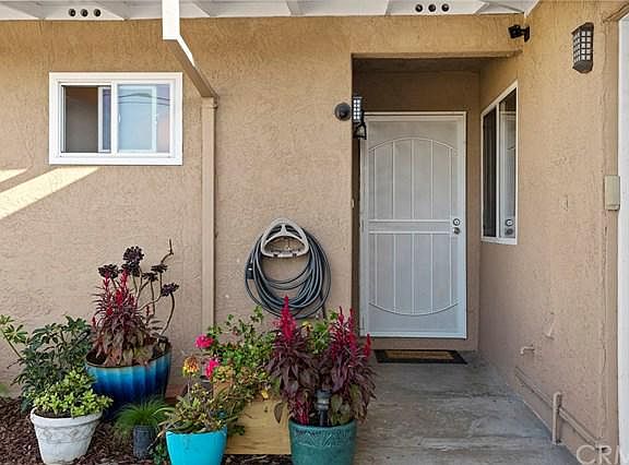 4th image of 3451 Las Vegas Dr