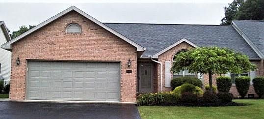 1st image of 906 Villandry Dr